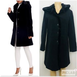 GALLERY COLLECTION BLACK FAUX FUR DETAILS COAT  80% WOOL SIZE L